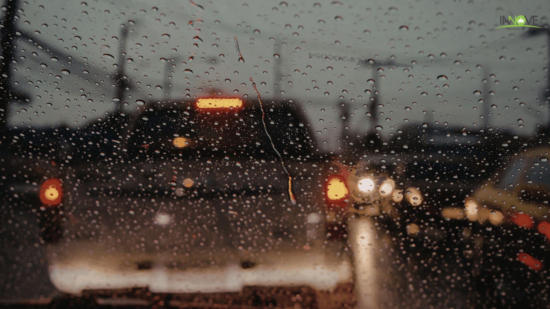 Dirigir na Chuva: Como Dirigir com Segurança e Evitar Riscos