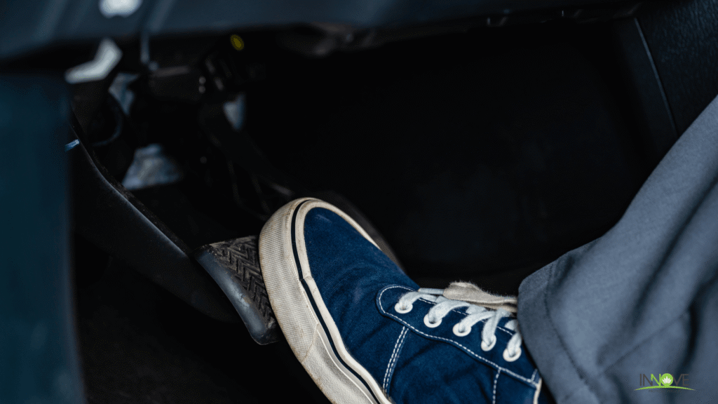 Barulho ao Frear o Carro: O Que Pode Ser e Como Resolver